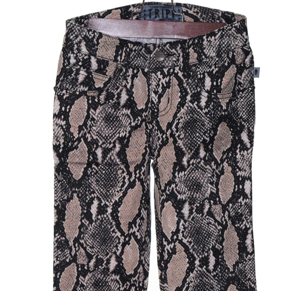 Tripp nyc Pants - Tripp Women Size 0 Snake Skin Print Pants